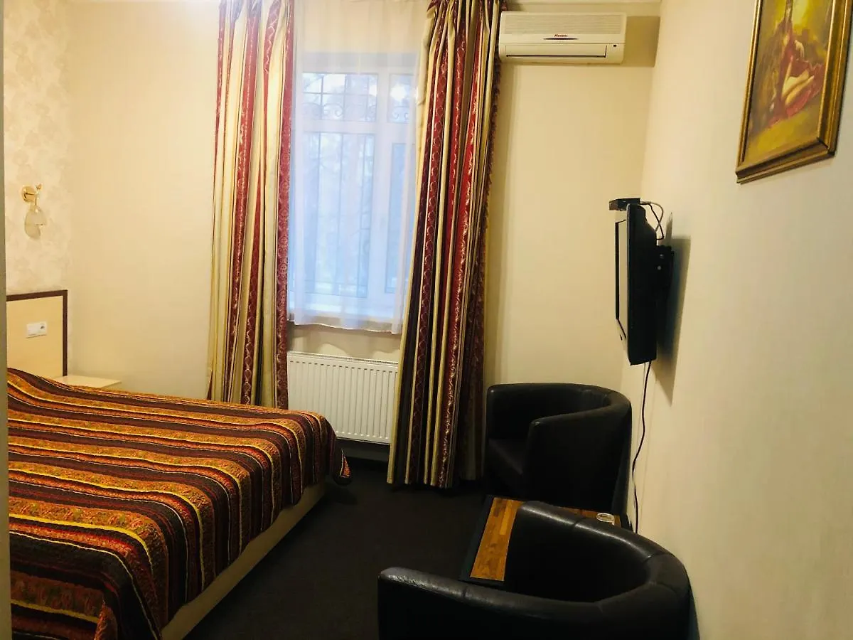 Hotel Т2 Kyiv 0*,